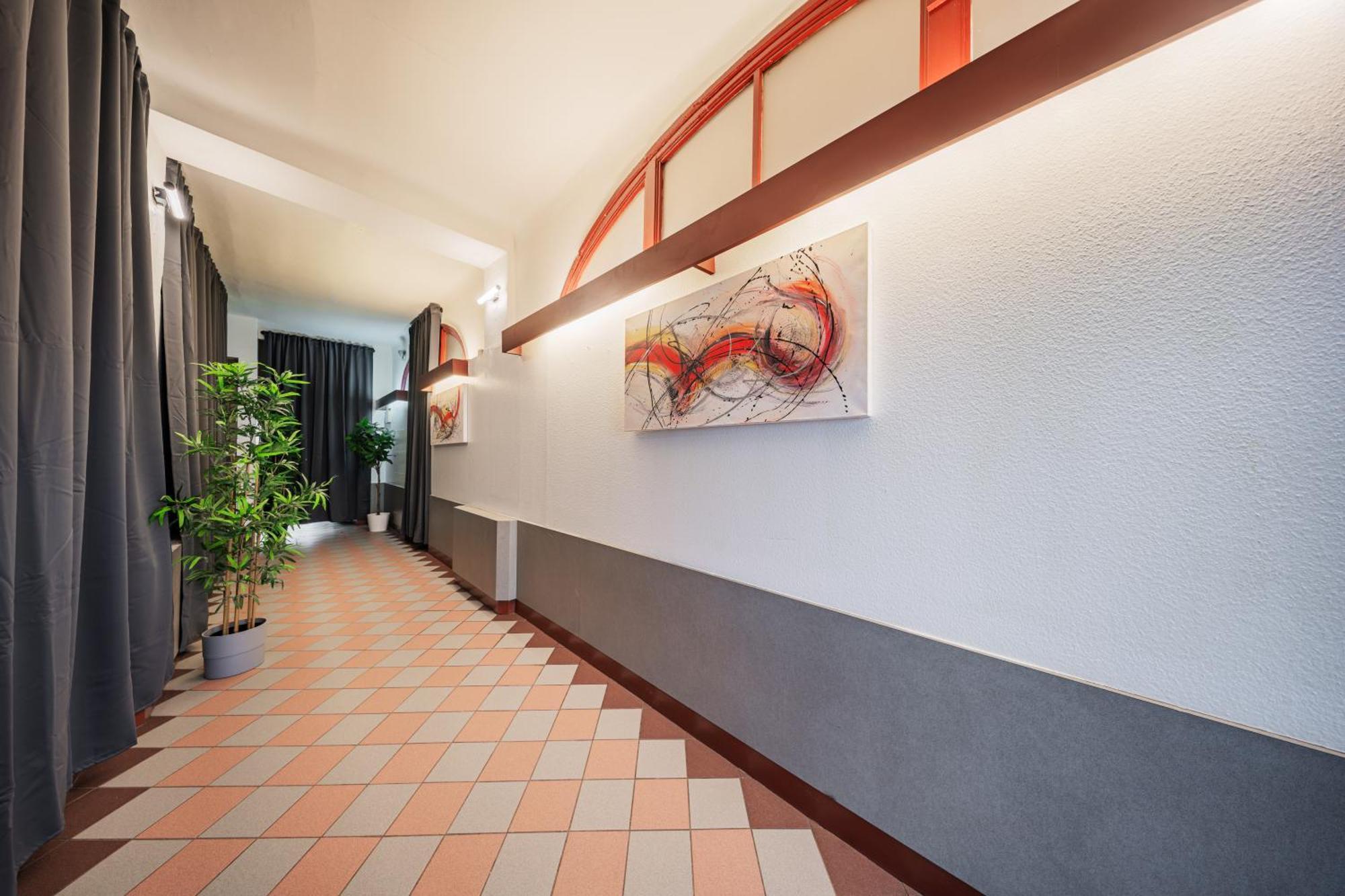 Hostel West